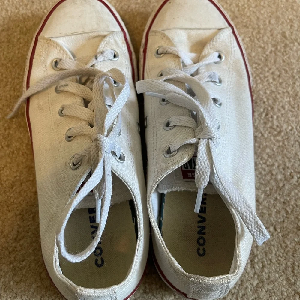 Converse Size 3 Youth